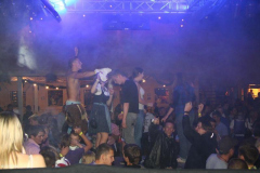 night_clubbing_in_der_b12_arena_13_20100918_1257351512