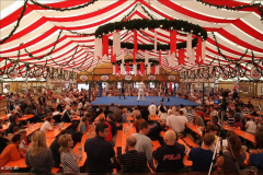 der_charivari_sonntag_mit_boxen_am_vormittag_10_20100912_1047400298