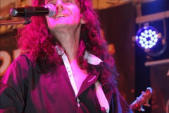 stimmung_rund_ums_zelt_und_mit_der_band_tropical_rain_15_20100919_1083010616