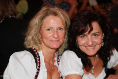 stimmung_rund_ums_zelt_und_mit_der_band_tropical_rain_26_20100919_1178364439