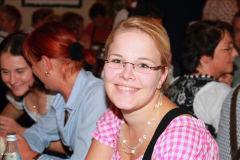 stimmung_rund_ums_zelt_und_mit_der_band_tropical_rain_28_20100919_1263578647
