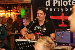 bussi_bussi_stadlparty_mit_d_piloten_band_19_20120916_1544380604