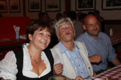 asuper_wiesn_stimmung_mit_der_rockigen_partyband_muenchner_gschichten_16_20120911_1979635183
