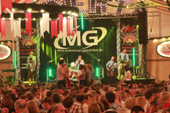 asuper_wiesn_stimmung_mit_der_rockigen_partyband_muenchner_gschichten_19_20120911_1356304667