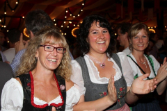 asuper_wiesn_stimmung_mit_der_rockigen_partyband_muenchner_gschichten_5_20120911_1760924275