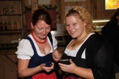 asuper_wiesn_stimmung_mit_der_rockigen_partyband_muenchner_gschichten_5_20120911_1908354550