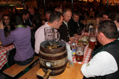herbstfeststimmung_mit_der_bayrischen_kultkapelle_14_hoibe_10_20120912_1981286330