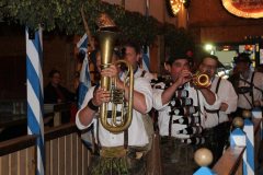 herbstfeststimmung_mit_der_bayrischen_kultkapelle_14_hoibe_12_20120912_1170863591