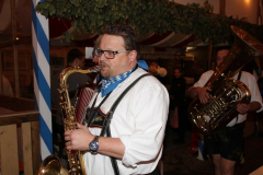 herbstfeststimmung_mit_der_bayrischen_kultkapelle_14_hoibe_14_20120912_1168917223