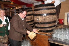 herbstfeststimmung_mit_der_bayrischen_kultkapelle_14_hoibe_19_20120912_1715225175