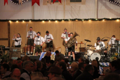 herbstfeststimmung_mit_der_bayrischen_kultkapelle_14_hoibe_1_20120912_2095399464