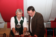 herbstfeststimmung_mit_der_bayrischen_kultkapelle_14_hoibe_21_20120912_1286688983
