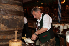 herbstfeststimmung_mit_der_bayrischen_kultkapelle_14_hoibe_25_20120912_2057659003