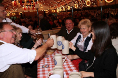 herbstfeststimmung_mit_der_bayrischen_kultkapelle_14_hoibe_2_20120912_2016395435