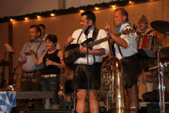 herbstfeststimmung_mit_der_bayrischen_kultkapelle_14_hoibe_5_20120912_1362914440