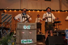 herbstfeststimmung_mit_der_bayrischen_kultkapelle_14_hoibe_7_20120912_1791170834