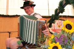 wiesennachmittag_mit_volkstanz_im_uff_10_20120909_1586863476