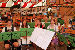wiesennachmittag_mit_volkstanz_im_uff_14_20120909_1696978373