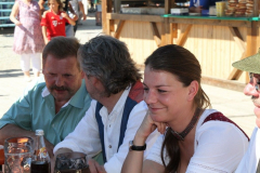 wiesennachmittag_mit_volkstanz_im_uff_15_20120909_1634911576