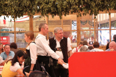 wiesennachmittag_mit_volkstanz_im_uff_15_20120909_1669035691