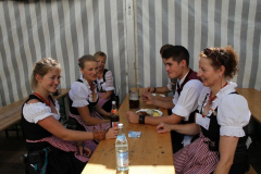 wiesennachmittag_mit_volkstanz_im_uff_16_20120909_1028209214