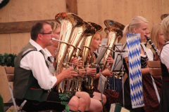 wiesennachmittag_mit_volkstanz_im_uff_16_20120909_1361178887