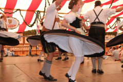 wiesennachmittag_mit_volkstanz_im_uff_1_20120909_1309126977