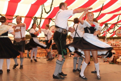 wiesennachmittag_mit_volkstanz_im_uff_20_20120909_1583748914
