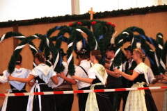 wiesennachmittag_mit_volkstanz_im_uff_20_20120909_2091320957