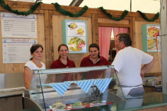 wiesennachmittag_mit_volkstanz_im_uff_3_20120909_1436572029