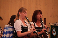 wiesennachmittag_mit_volkstanz_im_uff_7_20120909_1731434684