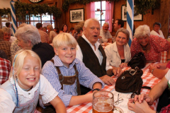 wiesennachmittag_mit_volkstanz_im_uff_7_20120909_2000198131