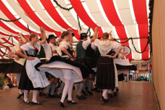wiesennachmittag_mit_volkstanz_im_uff_8_20120909_1303239401