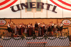 wiesennachmittag_mit_volkstanz_im_uff_8_20120909_1758458422