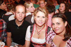 wiesn_stimmung_mit_der_oktoberfestband_simmisamma_12_20120915_1368374027