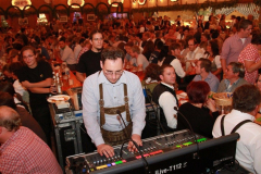 wiesn_stimmung_mit_der_oktoberfestband_simmisamma_14_20120915_1334029156