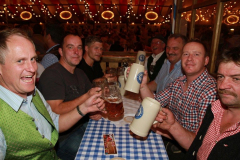 wiesn_stimmung_mit_der_oktoberfestband_simmisamma_16_20120915_1244918951