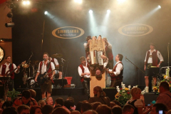 wiesn_stimmung_mit_der_oktoberfestband_simmisamma_7_20120915_1240025733