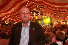 wiesn_stimmung_mit_der_oktoberfestband_simmisamma_9_20120915_1746269279