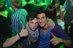 neonparty_88_20130921_1773517951