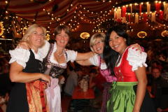 volksfeststimmung_mit_den_isartaler_hexen_20130919_1024120114