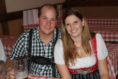 volksfeststimmung_mit_den_isartaler_hexen_20130919_1494416147