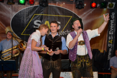 1_dirndl_und_burschenversteigerung_104_20130920_1863536671