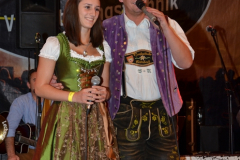 1_dirndl_und_burschenversteigerung_124_20130920_1919418577