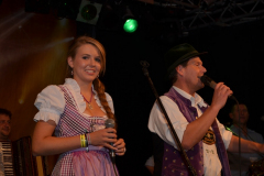 1_dirndl_und_burschenversteigerung_46_20130920_1327188870