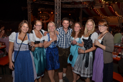 1_dirndl_und_burschenversteigerung_80_20130920_1778025129