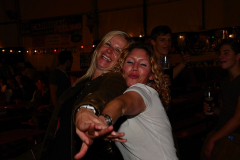 dirndl_und_burschen_versteigerung_in_der_b12-arena_241_20140919_2063353620