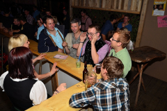 dirndl_und_burschen_versteigerung_in_der_b12-arena_252_20140919_1800406605
