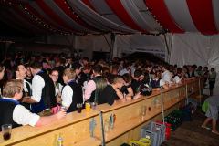 dirndl_und_burschen_versteigerung_in_der_b12-arena_273_20140919_1609866971