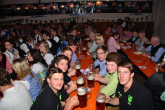 dirndl_und_burschen_versteigerung_in_der_b12-arena_31_20140919_1792713859
